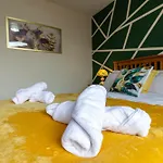Bathway House - Free Secured Parking And Wifi
