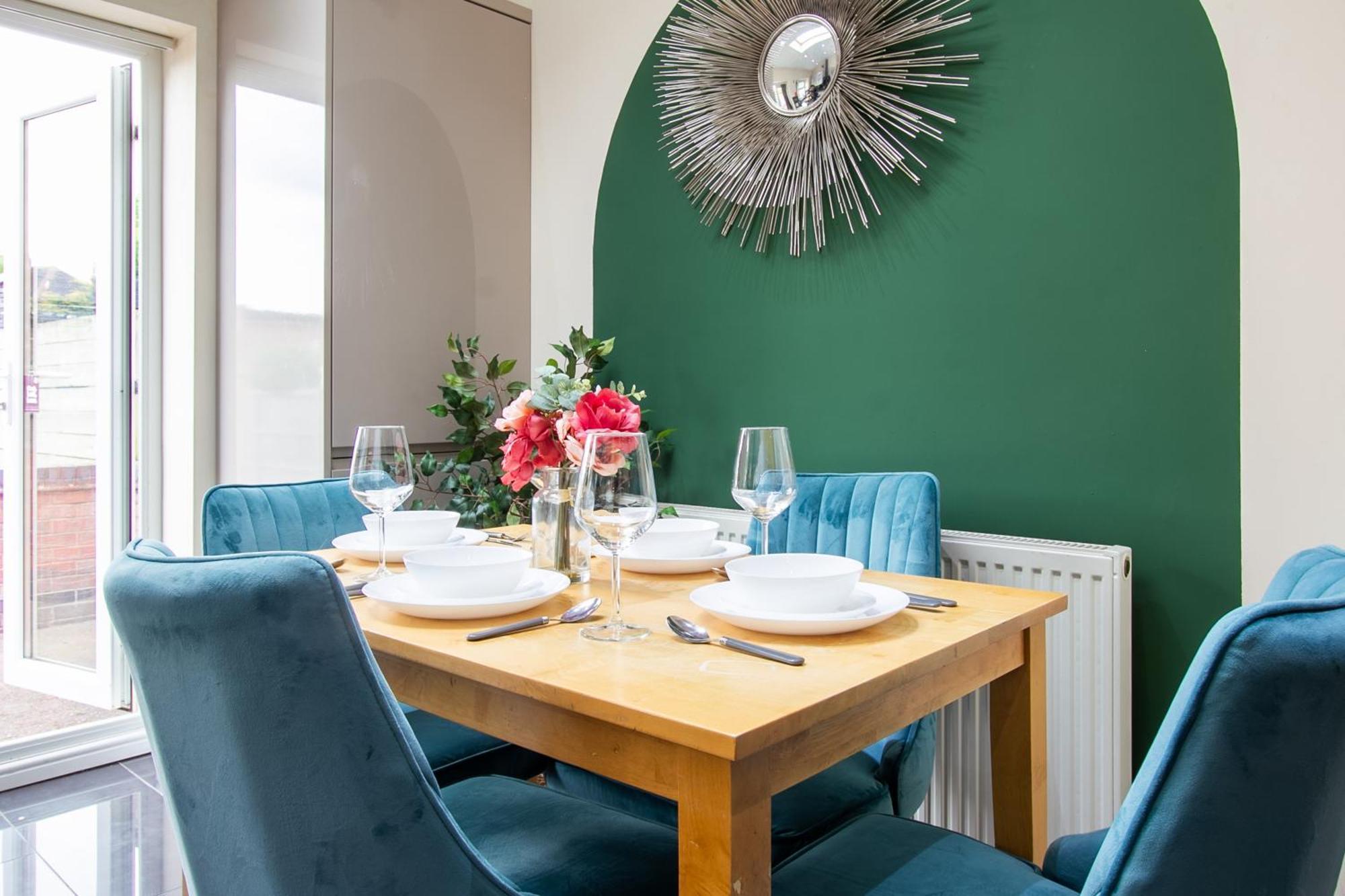 Bathway House - Free Secured Parking And Wifi