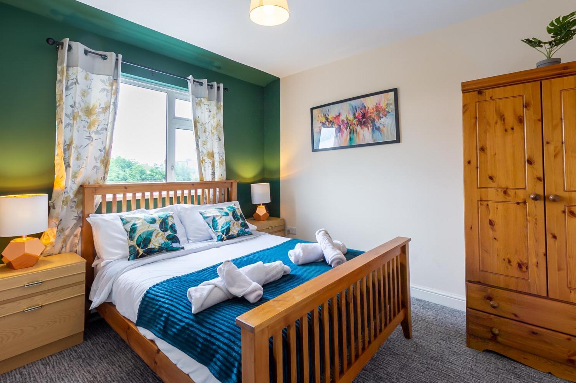 Bathway House - Free Secured Parking And Wifi Apartment Coventry