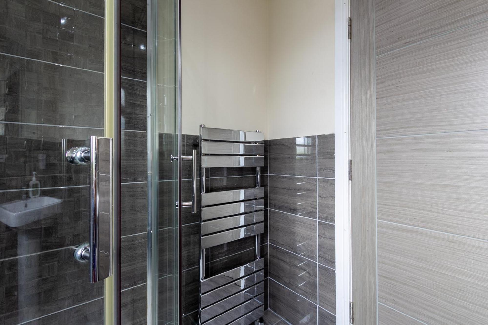 Apartment Bathway House - Free Secured Parking And Wifi *
